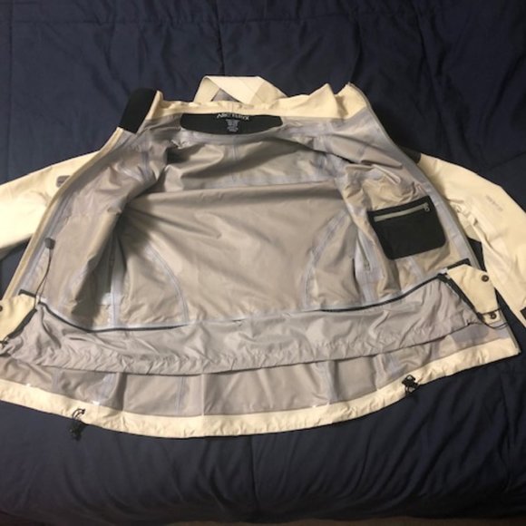 Arcteryx Sidewinder women's shell jacket - Picture 4 of 4